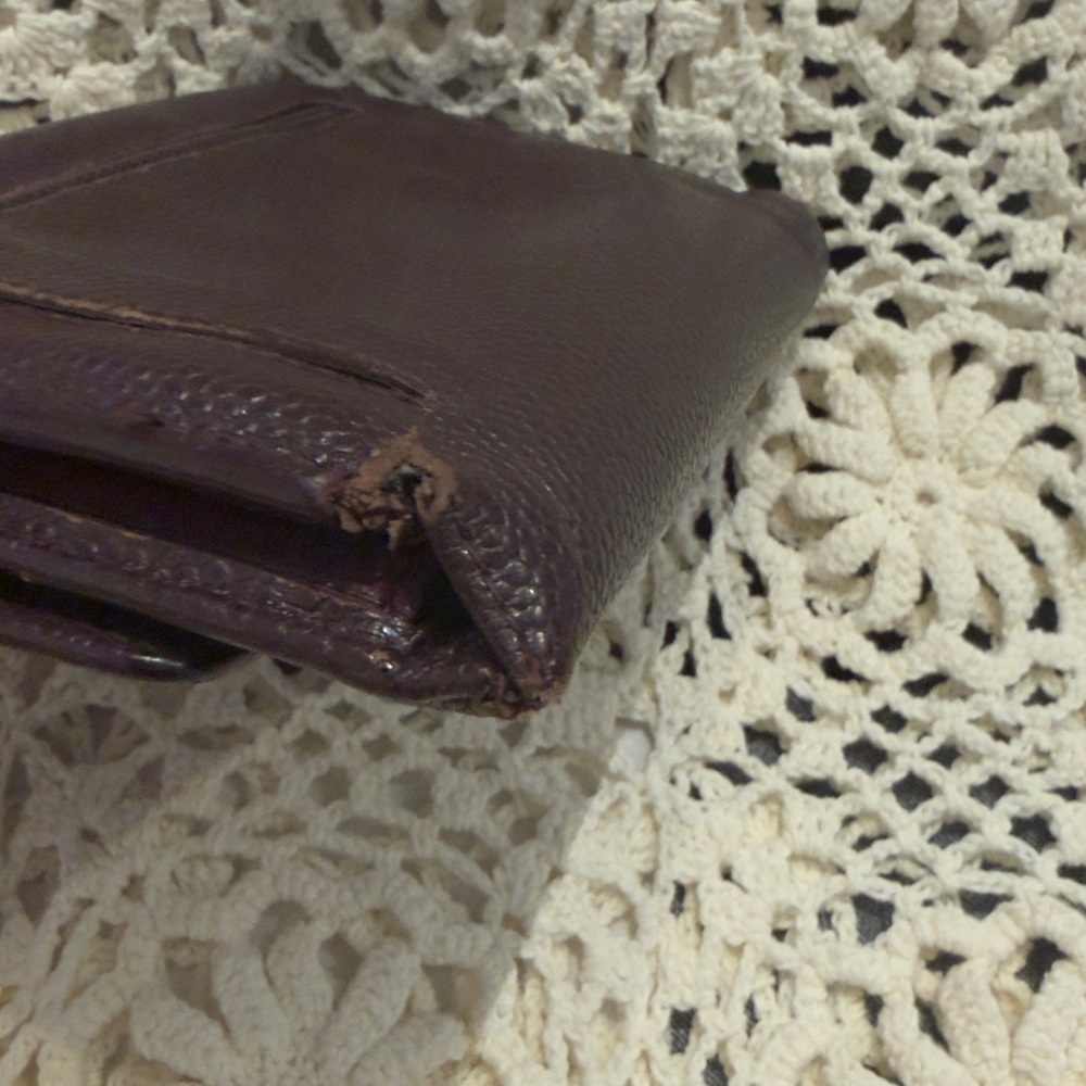 CHANEL Quilted Caviar Leather Wallet in Plum - Picture 12 of 14